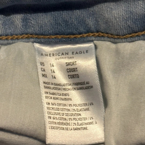 American Eagle high rise jegging, size 14 short - Picture 5 of 5